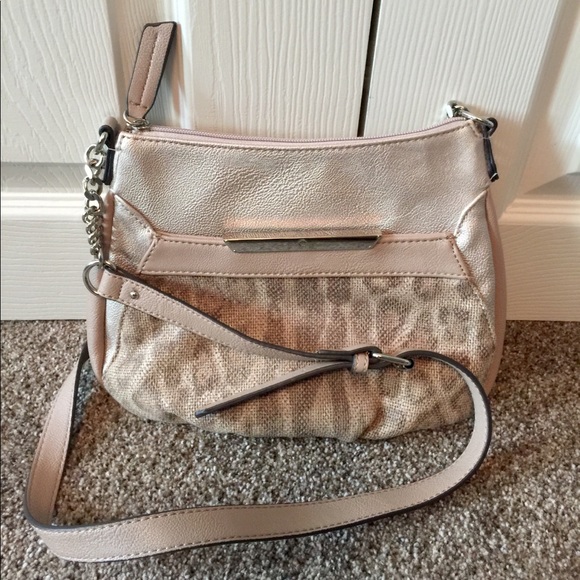 ❗️Last Chance❗️Jennifer Lopez Crossbody Bag - Picture 2 of 5